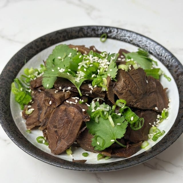 卤牛肉 / Braised Beef.