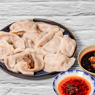 牛肉洋葱水饺 / Beef and Onion Dumplings