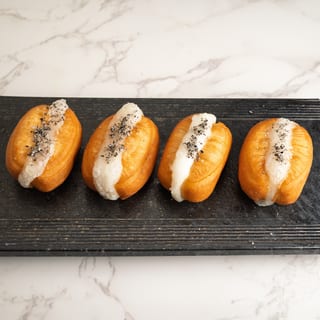 油条糍粑 / Fried Stick Mochi Stuffed