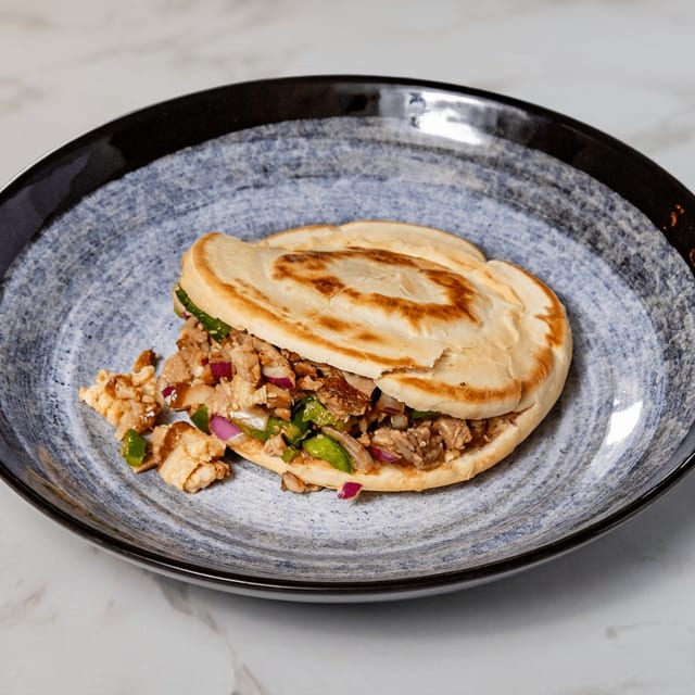 肉夹馍 (猪肉) / Stewed Pork Burger.