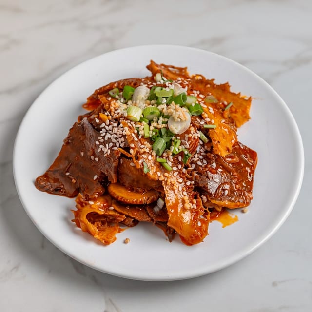 G1. Beef and Tripe with Spicy Sauce.