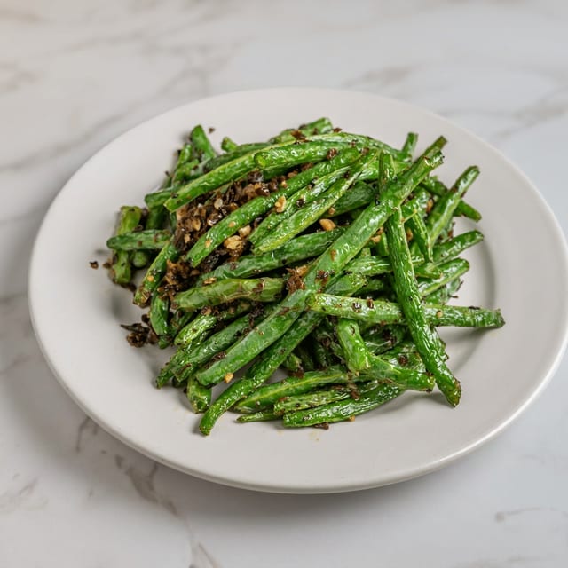 干煸四季豆 / Stir-Fried String Beans.